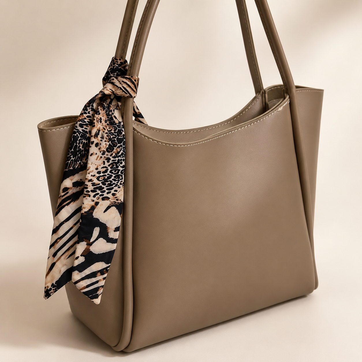Cynora Classy Tote Detaylı Kol Çantası (1055)