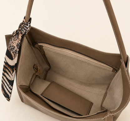 Cynora Classy Tote Detaylı Kol Çantası (1055)
