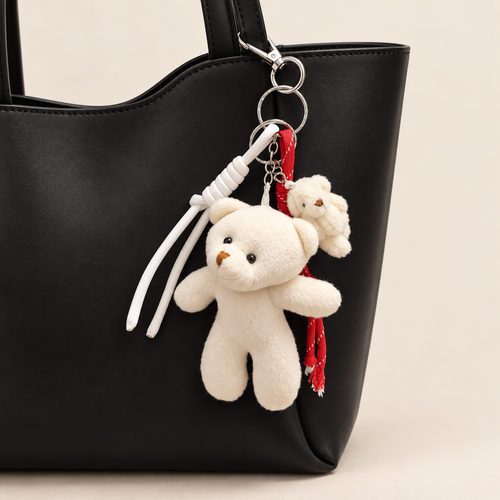 Cynora Teddy Charm – Cherry detay